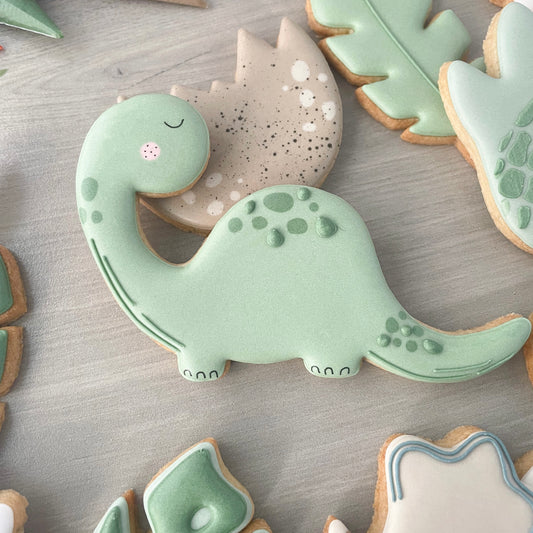 Brontosaurus looking back cookie cutter