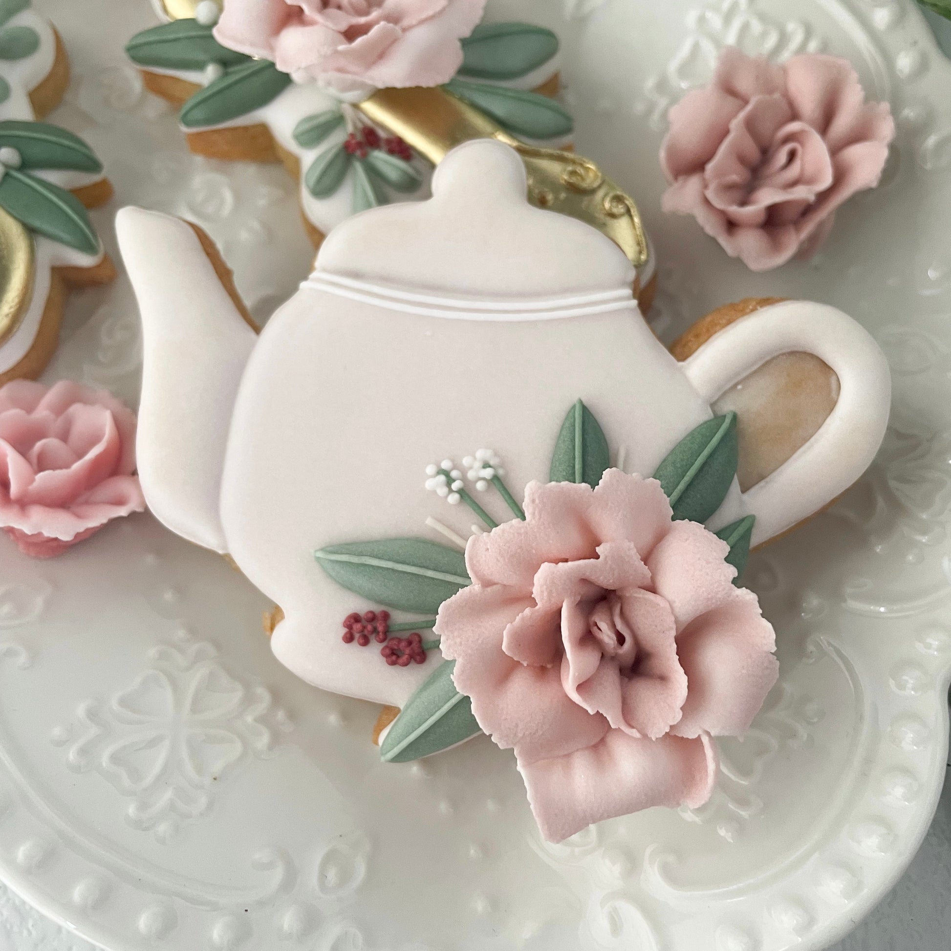 Floral vintage teapot Cookie Cutter – food safe PLA cookie cutter by Biscuit Studio